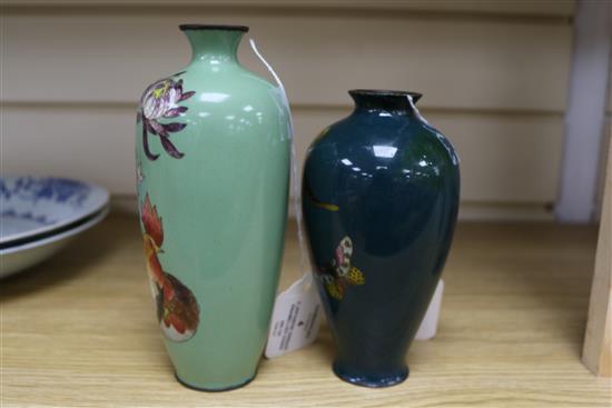 A Japanese Ginbari enamelled vase decorated with a cockerel on a green ground and a smaller vase H 7.5cm (tallest)